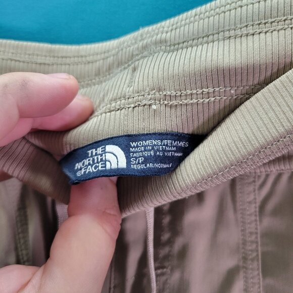 The North Face Womens Petite S Beige Cargo Jogger Pants - Picture 4 of 8